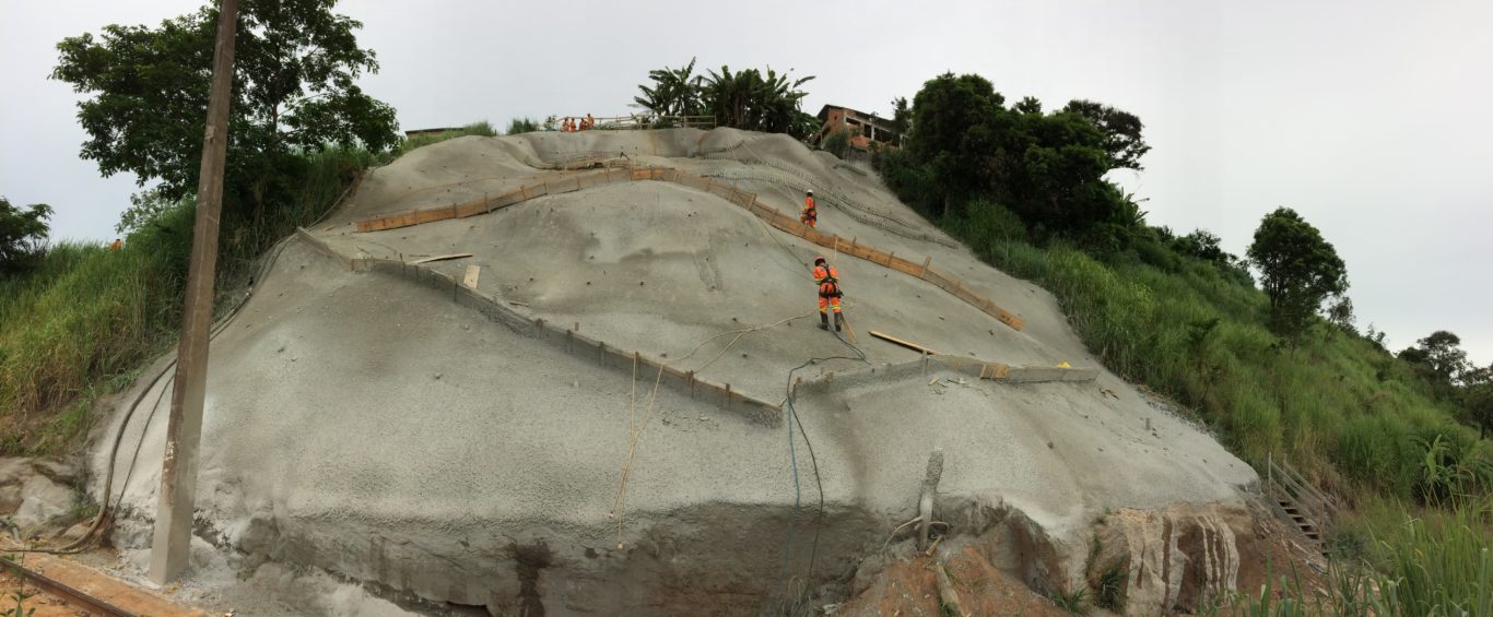 Obra 739 - Execução de contenção, drenagem e terraplenagem - MRS Logística S/A