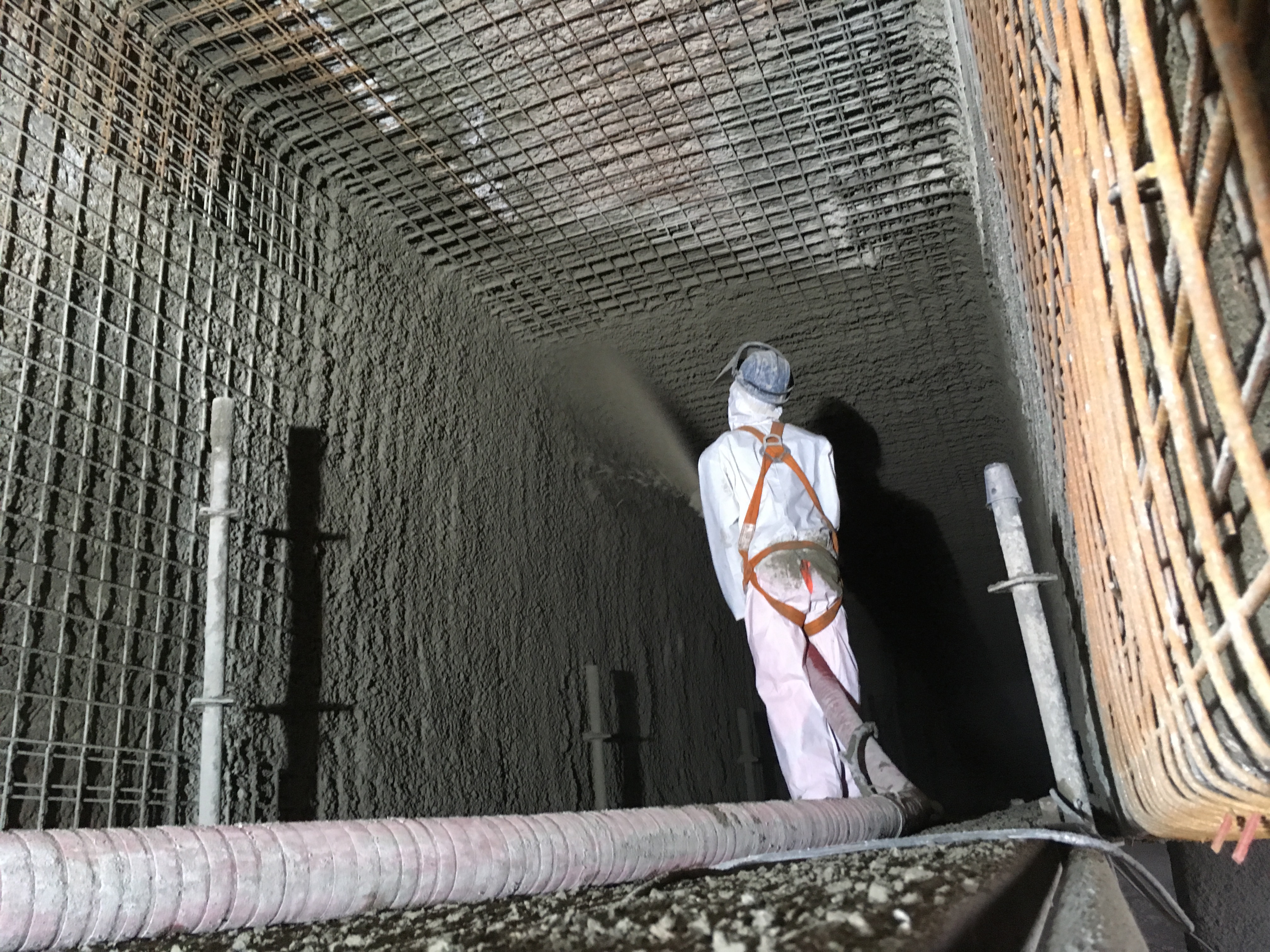 Obra 758 - Recuperação Estrutural do Viaduto Sampaio Correa - Linha Amarela S.A. - LAMSA