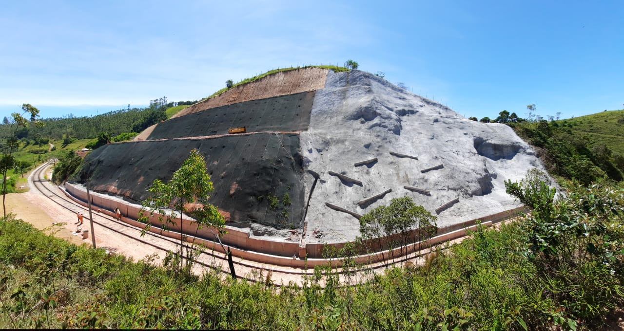 OBRA 820 – FINALIZADAS CONTENÇÕES DE ENCOSTAS EM QUATRO PONTOS DA ZONA DA MATA (MG), EM FERROVIAS DA MRS LOGÍSTICA